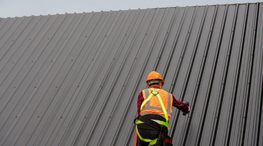 Professional gutter cleaning in Walnut Grove, AL